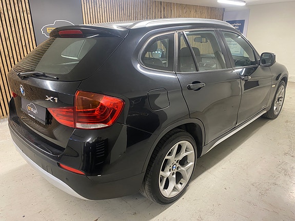 BMW X1 9 of 25