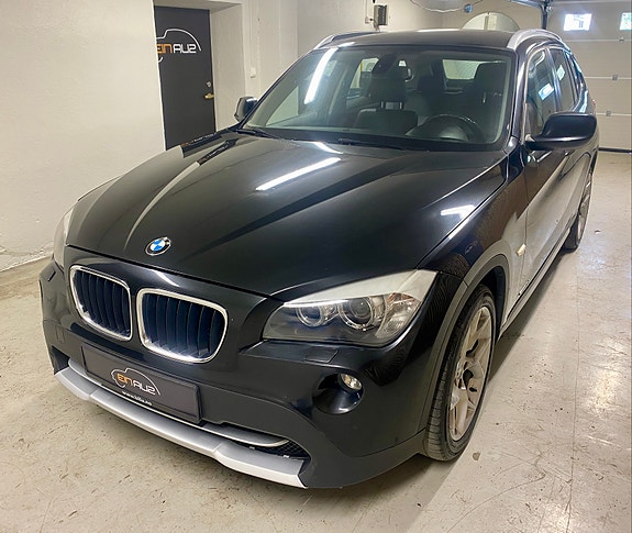 BMW X1 3 of 25