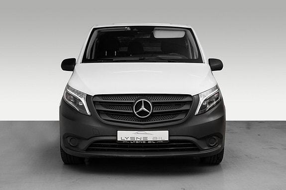 Mercedes-Benz Vito 119 4 of 24