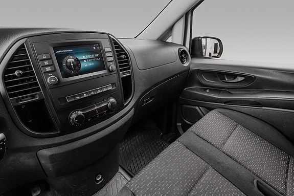 Mercedes-Benz Vito 119 11 of 24