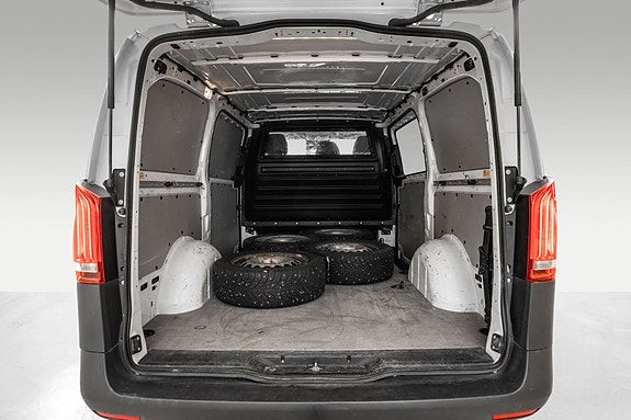 Mercedes-Benz Vito 119 21 of 24