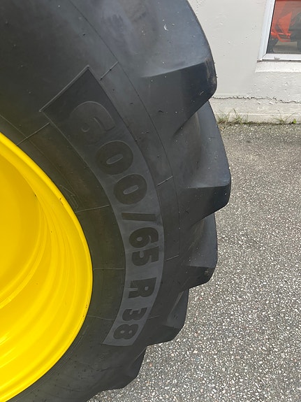 John Deere 6120m 24 of 27