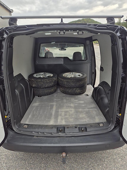 Volkswagen Caddy 9 of 27