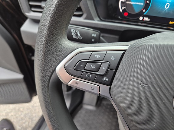 Volkswagen Caddy 14 of 27