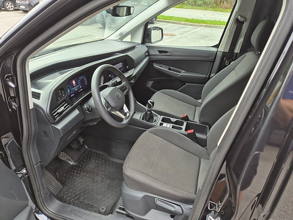 Volkswagen Caddy 12 of 27