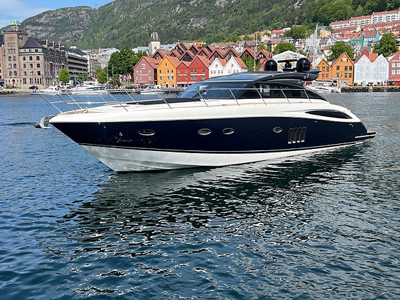 Princess V62 Meget oppgradert, Navi,Dockmate,aircon,to varmere. MTU, 4 lugarer. 4 of 30