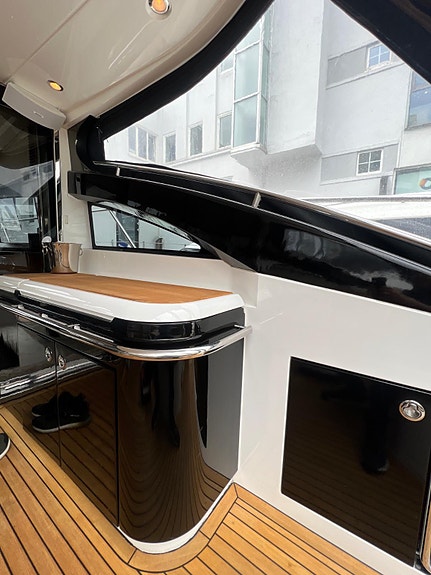 Princess V62 Meget oppgradert, Navi,Dockmate,aircon,to varmere. MTU, 4 lugarer. 12 of 30