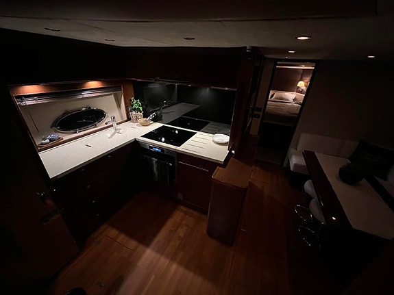Princess V62 Meget oppgradert, Navi,Dockmate,aircon,to varmere. MTU, 4 lugarer. 27 of 30