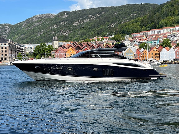 Princess V62 Meget oppgradert, Navi,Dockmate,aircon,to varmere. MTU, 4 lugarer. 5 of 30