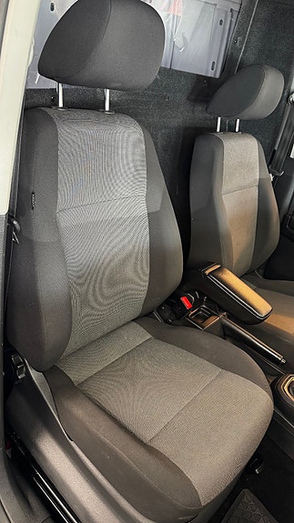 Volkswagen Caddy 6 of 16