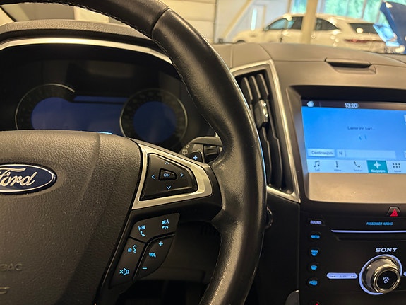 Ford Galaxy 17 of 30