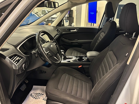 Ford Galaxy 8 of 30