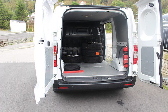 Maxus e-Deliver 3 8 of 21