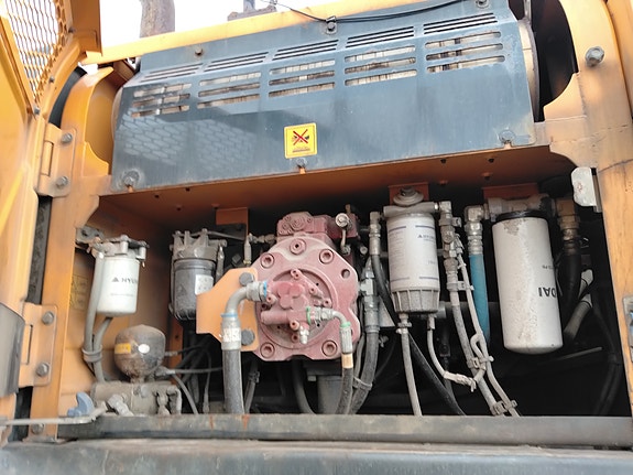 Hyundai DX380L 18 of 22
