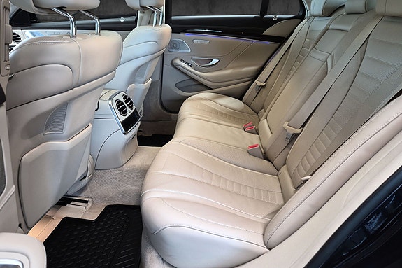 Mercedes-Benz S450 22 of 30
