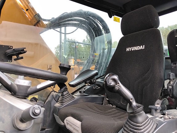 Hyundai HW140 hjulgraver 18 of 19