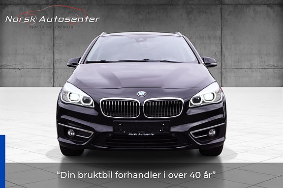 BMW 218i 2 of 30