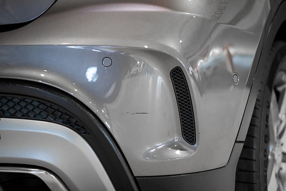Mercedes-Benz GLA180 19 of 30