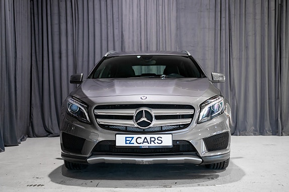 Mercedes-Benz GLA180 6 of 30