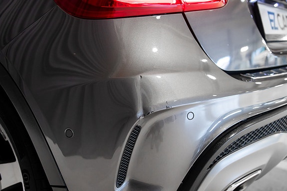 Mercedes-Benz GLA180 18 of 30