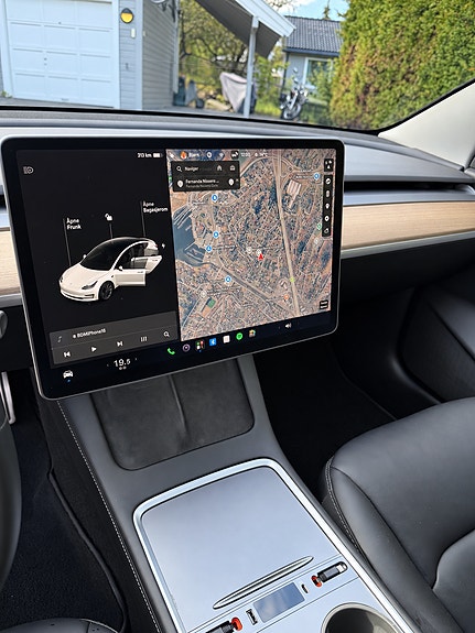Tesla Model 3 13 of 27