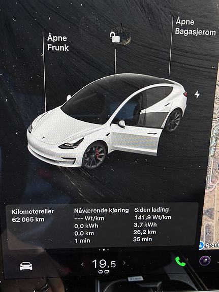Tesla Model 3 15 of 27