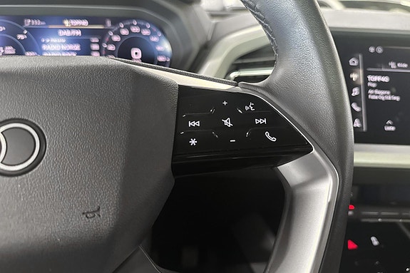 Audi Q4 e-tron 15 of 20