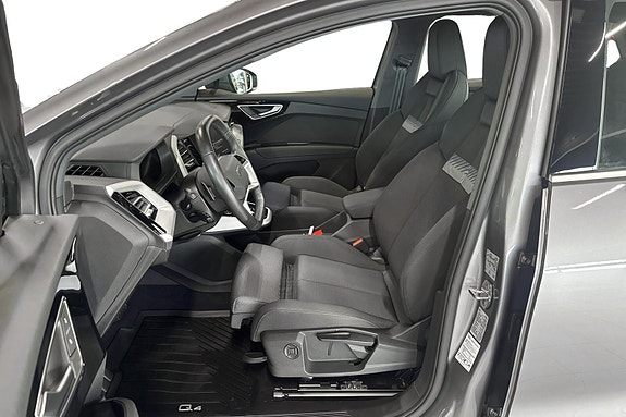 Audi Q4 e-tron 5 of 20