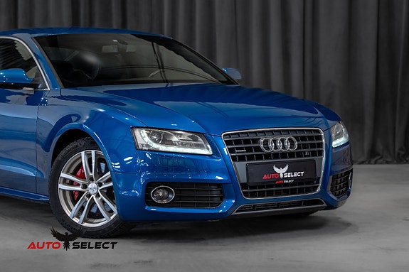 Audi A5 2 of 30
