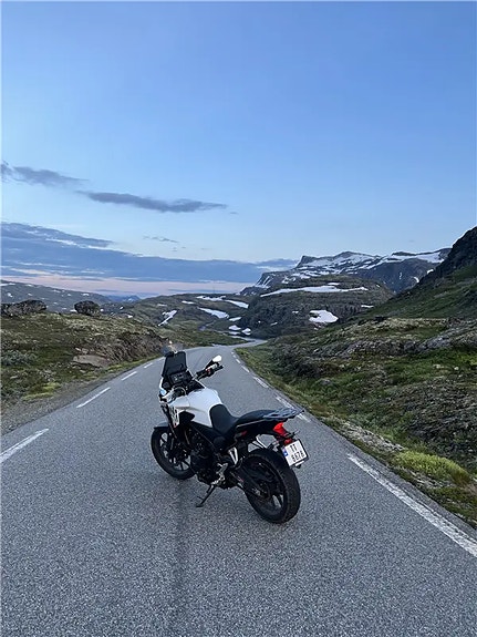 Honda NX 500 2 of 7