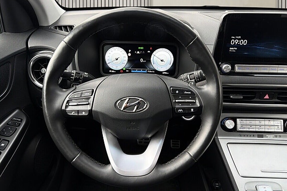 Hyundai Kona 13 of 21