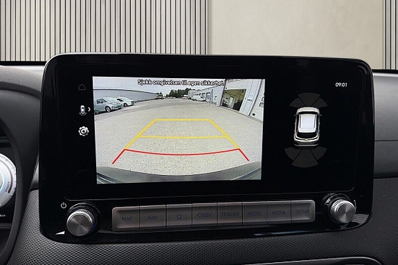 Hyundai Kona 16 of 21