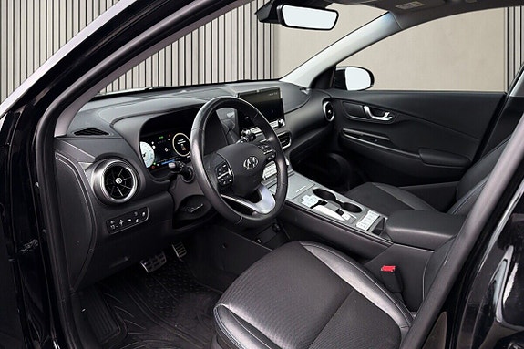 Hyundai Kona 11 of 21
