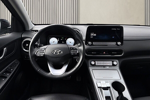 Hyundai Kona 12 of 21