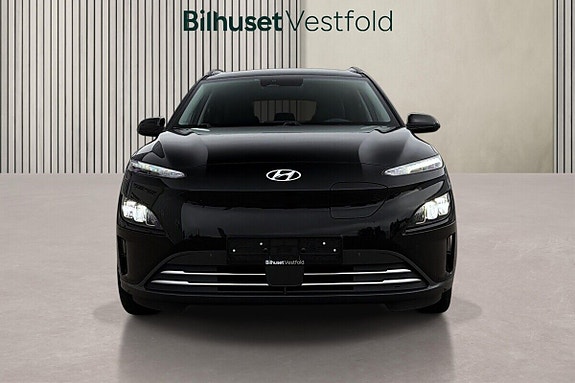 Hyundai Kona 2 of 21