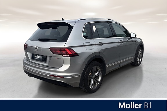 Volkswagen Tiguan 5 of 25