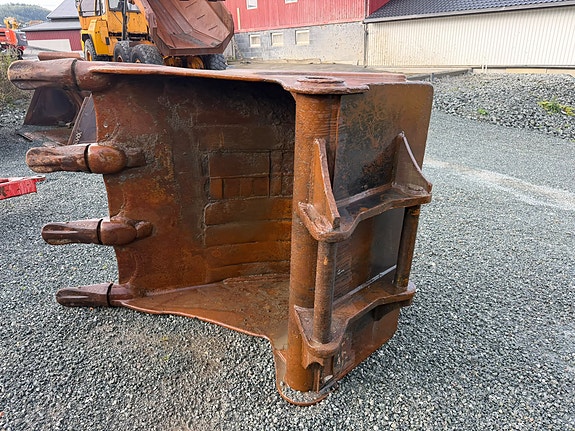 Hitachi ZX290 23 of 26