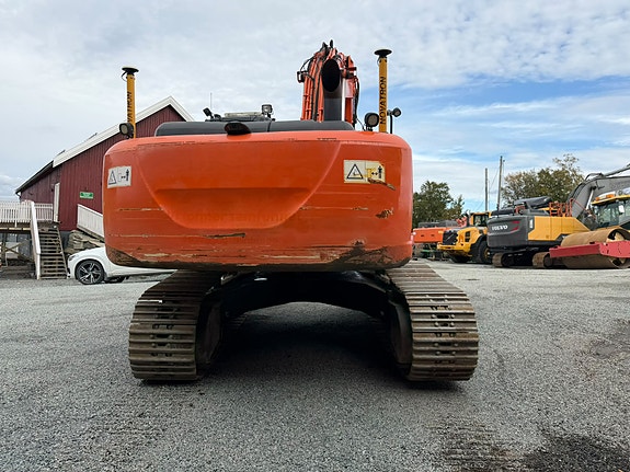 Hitachi ZX290 3 of 26