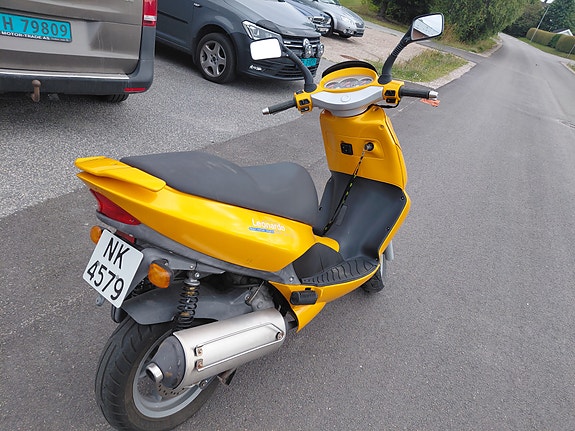 Aprilia Leonardo 125 4 of 7