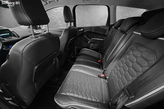 Ford Kuga 12 of 29