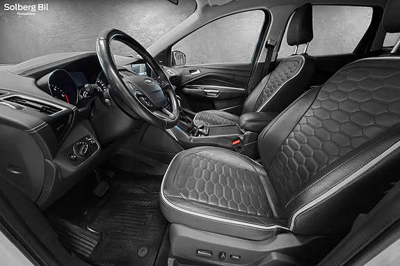Ford Kuga 11 of 29