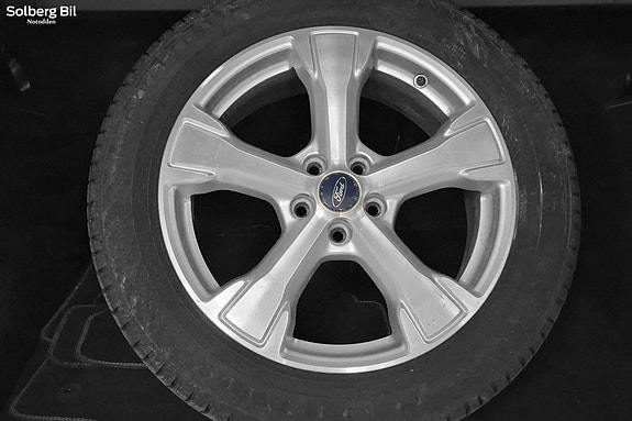 Ford Kuga 9 of 29