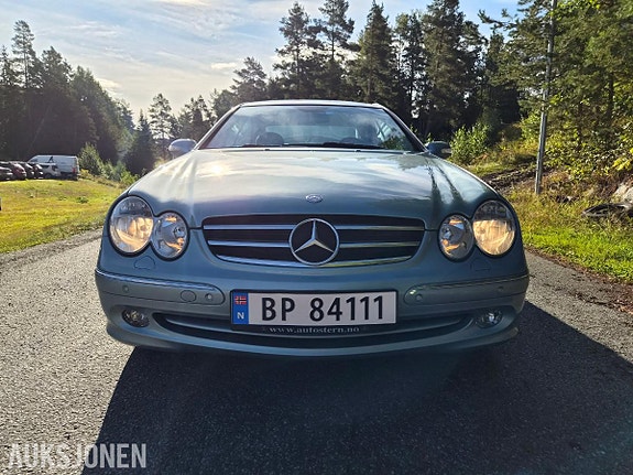 Mercedes-Benz clk 2 of 14