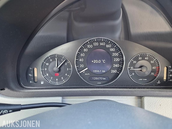 Mercedes-Benz clk 6 of 14