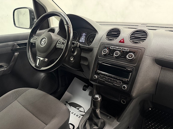 Volkswagen Caddy Maxi 22 of 25