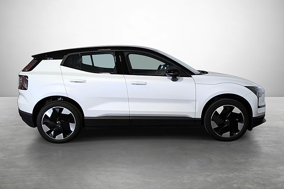 Volvo EX30 5 of 22