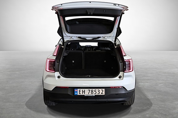 Volvo EX30 8 of 22