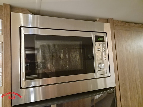 Knaus Scandinavian Selection 590 UE | Enkle senger | Romslig rundsitter 18 of 25