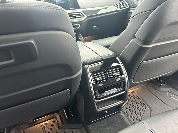 BMW X5 13 of 16
