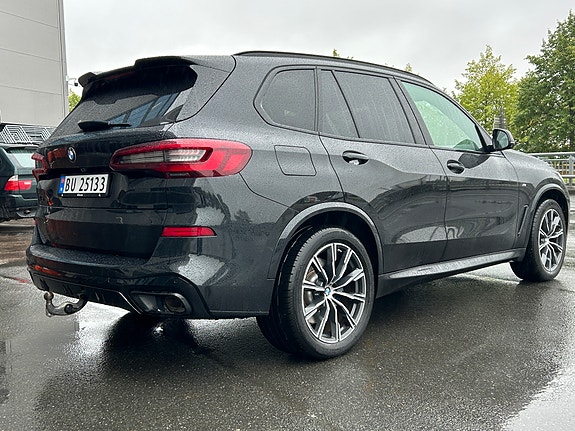 BMW X5 4 of 16